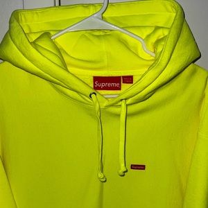 SUPREME 2021 Small Box Hooded Sweatshirt in ‘Bright Yellow’ Neon Sz Medium
